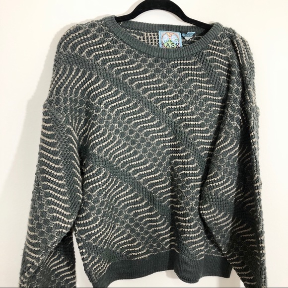Superior Bask Crew Neck Size Small Sweater - Picture 2 of 5
